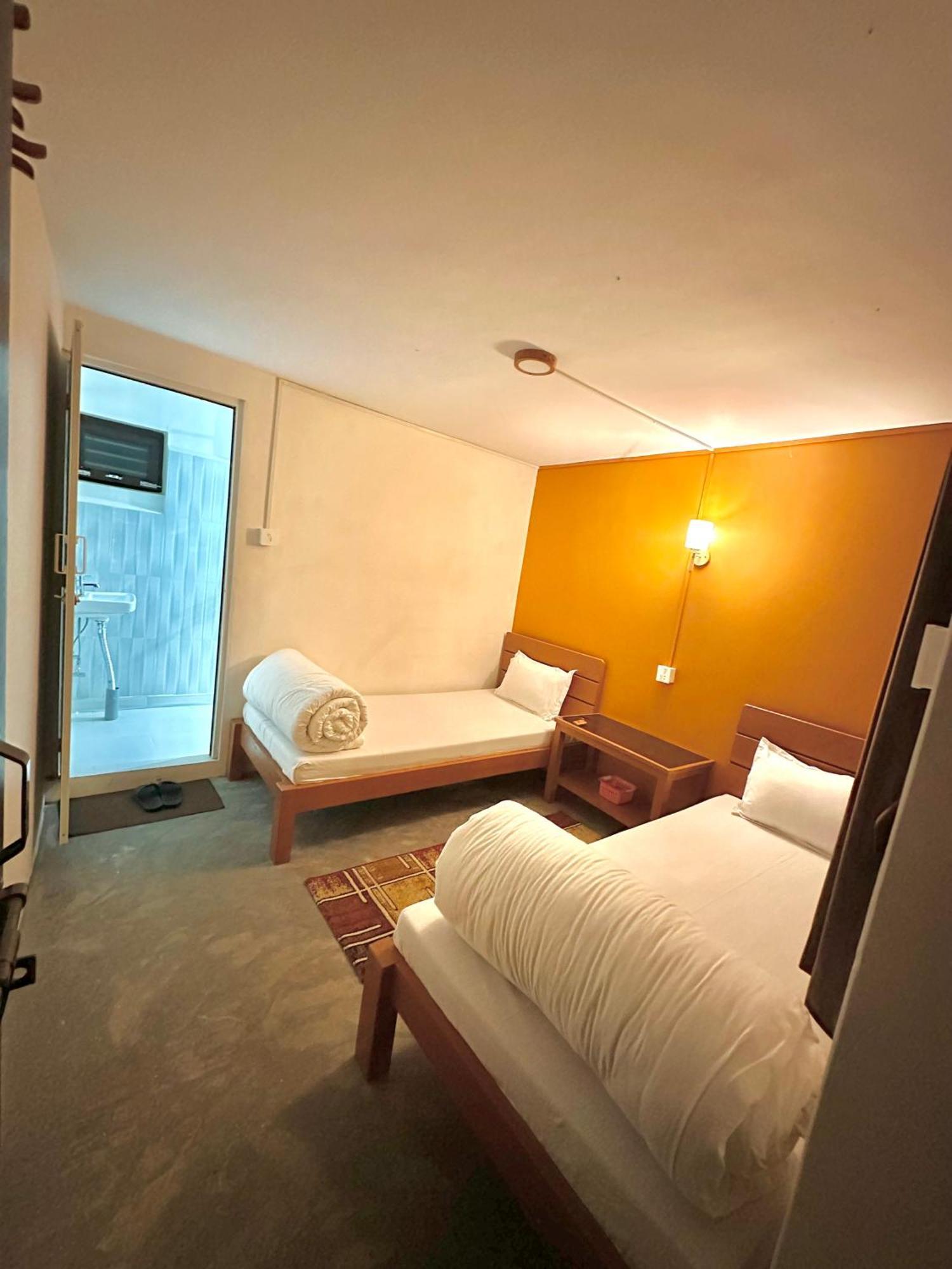 Hill Top Lodge Ghandruk Astam Exterior foto